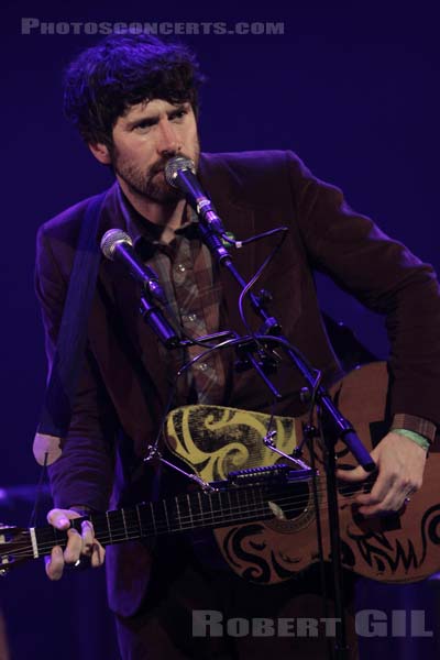 GRUFF RHYS - 2011-03-04 - PARIS - Cafe de la Danse - 